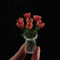 Set mit Miniatur-Blumenfiguren aus farbigem Glas