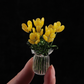Set mit Miniatur-Blumenfiguren aus farbigem Glas