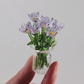 Set mit Miniatur-Blumenfiguren aus farbigem Glas